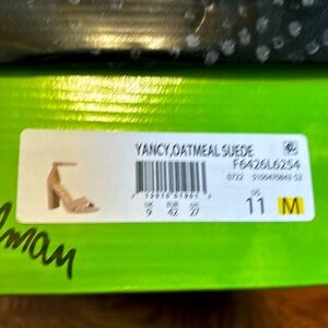 NWT-Size 11 tan suede Sam Edelman shoes